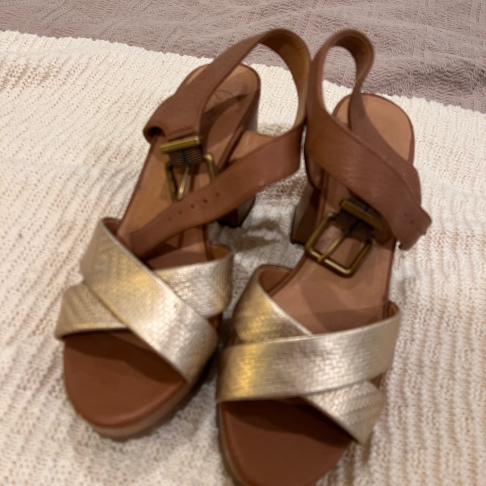 Crown Vintage Jula Platform Sandal